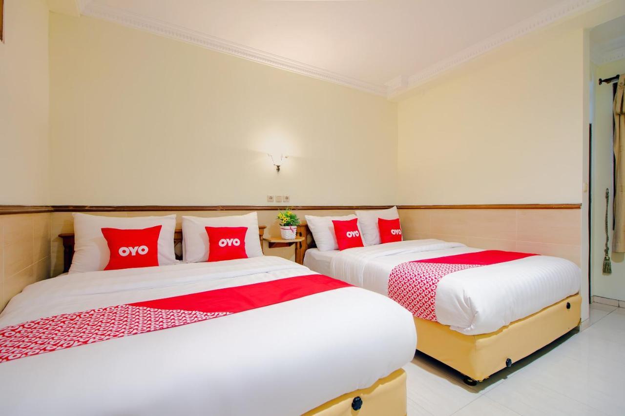 Oyo 1683 Hotel Musafira Syariah Джокьякарта Экстерьер фото